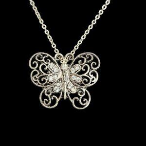 Vintage Silver Filigree Butterfly Pendant Necklace with Rhinestones ✨🦋